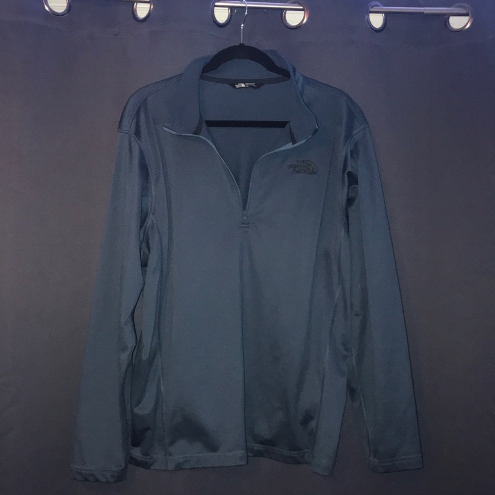 The north face pullover- blue
